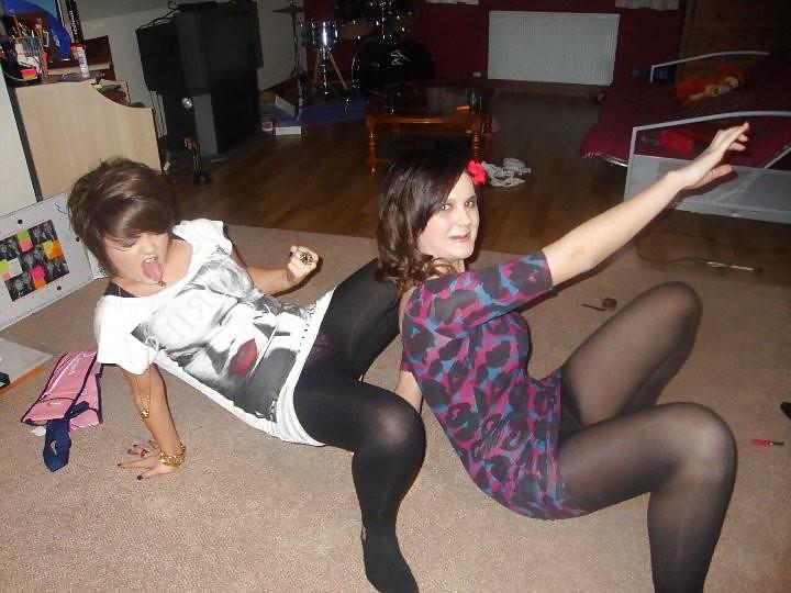 25P Amateur ladies in pantyhose-stop looking up my skirt! 6