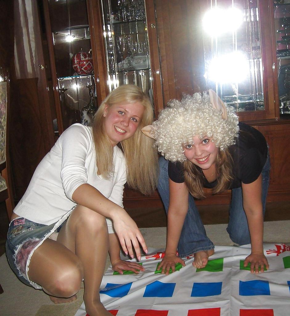25P Amateur ladies in pantyhose-stop looking up my skirt! 6