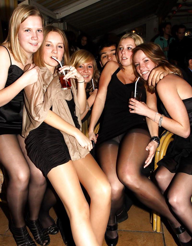 25P Amateur ladies in pantyhose-stop looking up my skirt! 6