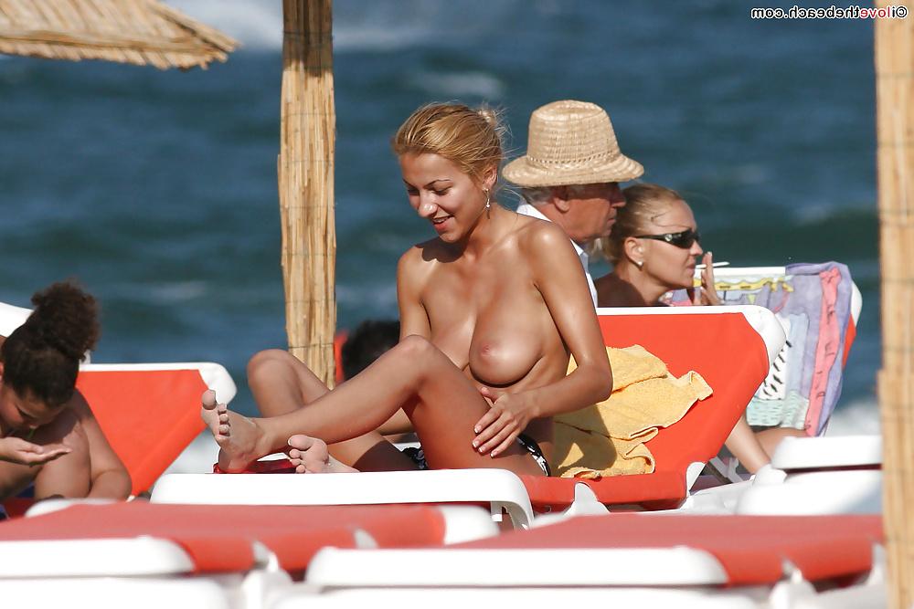20P My Fav Amateur Busty Girl on the Beach (part.3) 