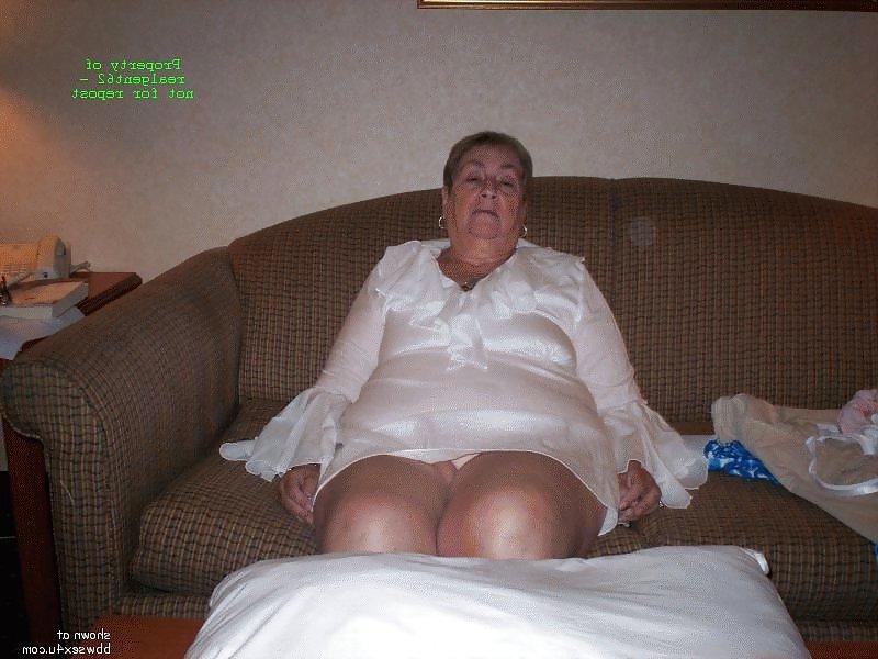 25P Geile amateur omas