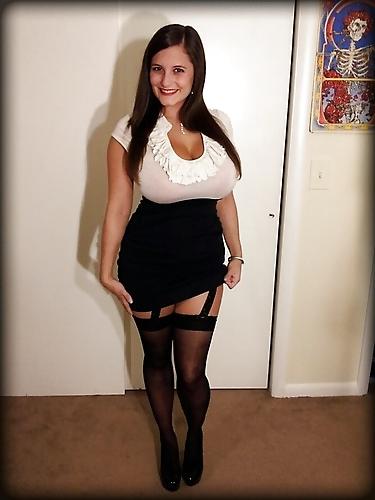 25P Huge Amateur Tits in Tight Tops