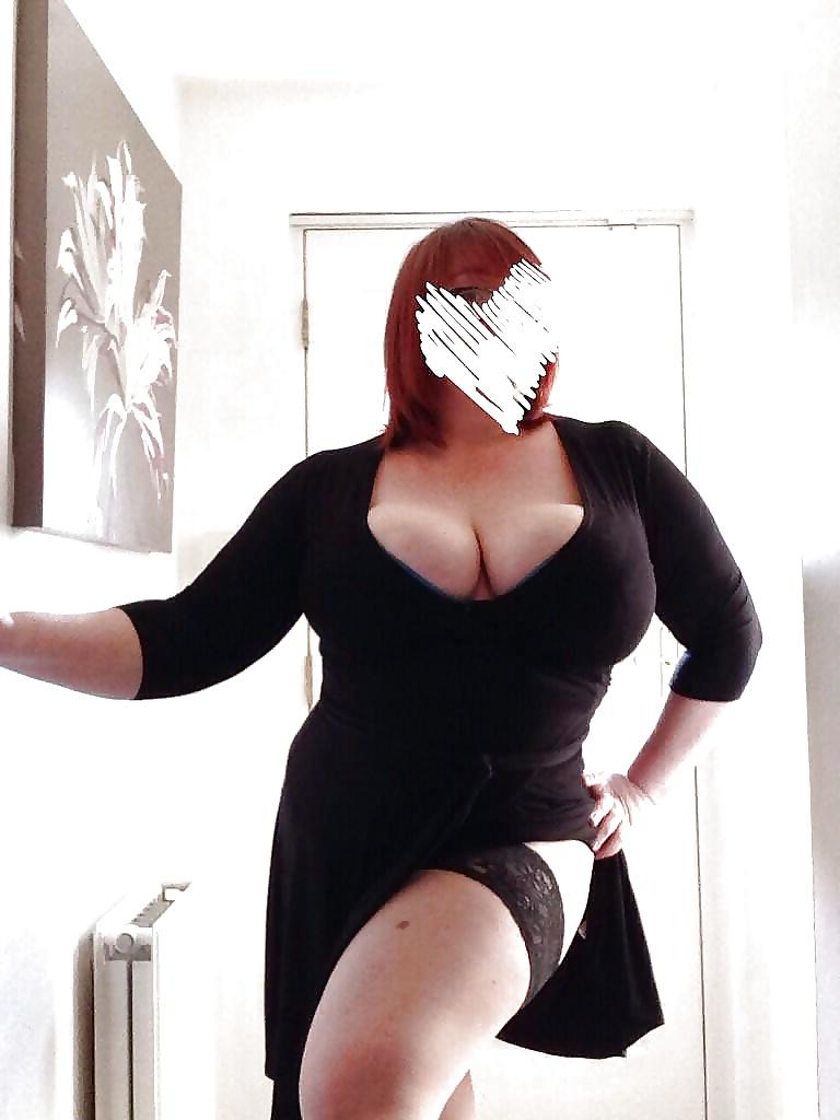 25P Huge Amateur Tits in Tight Tops