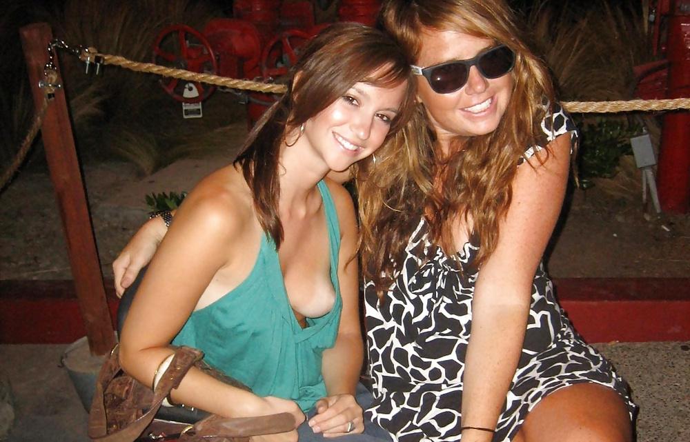 25P Amateur nip slips