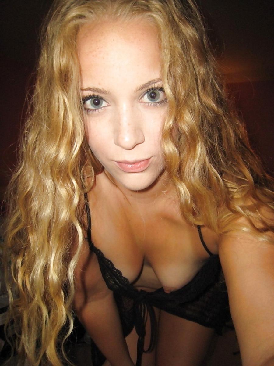 11P Amateur Blonde Teen