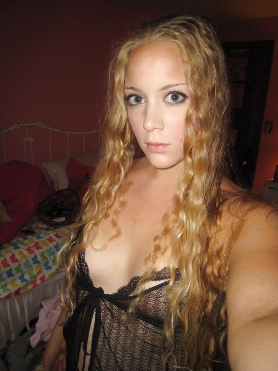 11P Amateur Blonde Teen