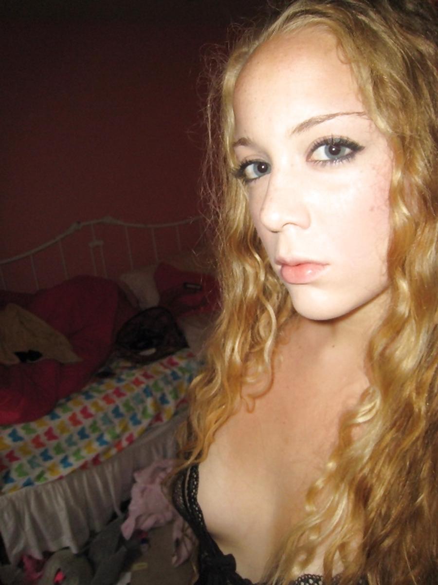 11P Amateur Blonde Teen