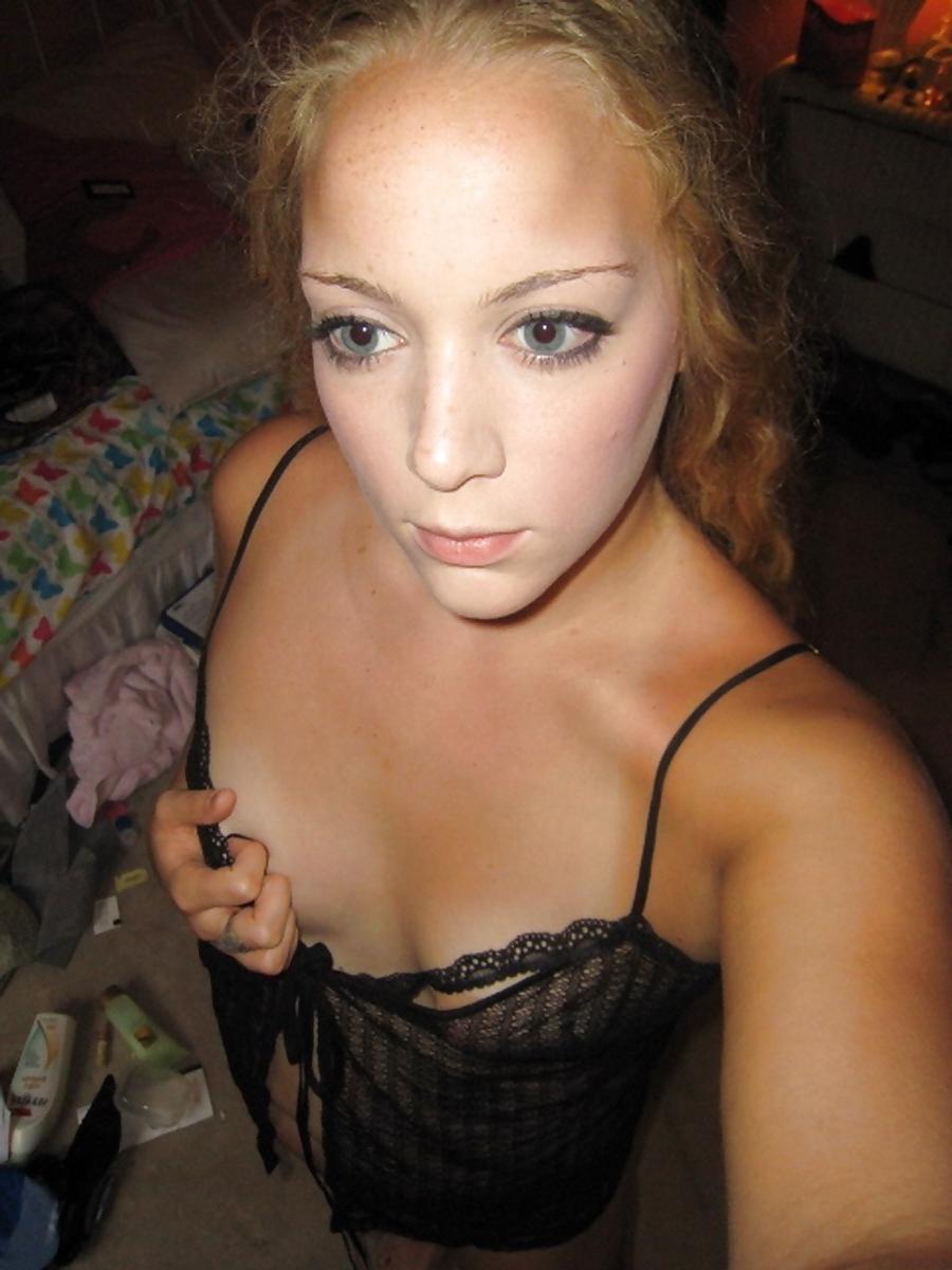 11P Amateur Blonde Teen
