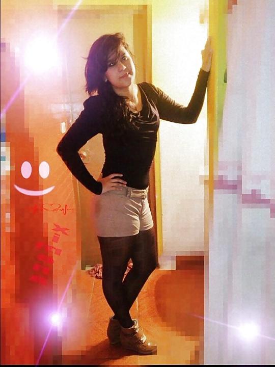 25P Teens amateur in pantyhose