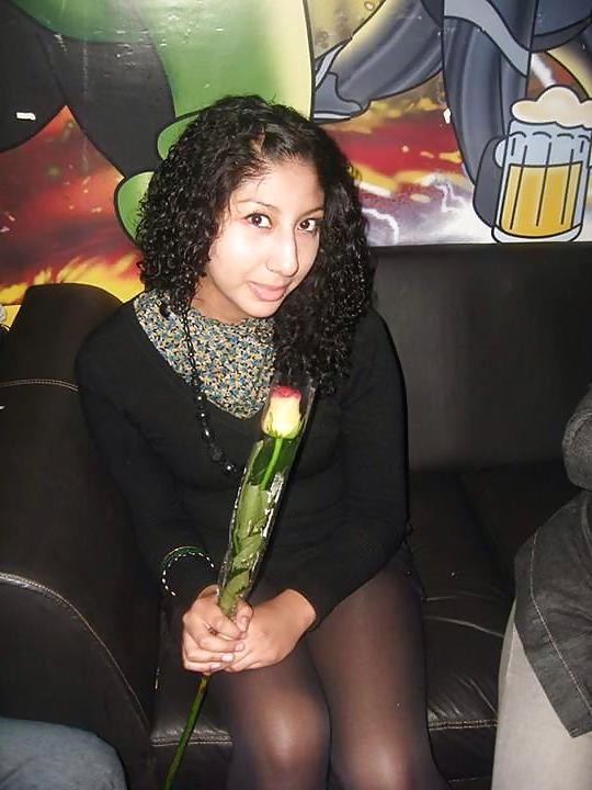 25P Teens amateur in pantyhose
