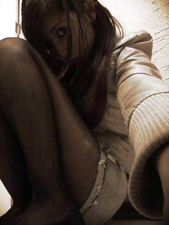 25P Teens amateur in pantyhose