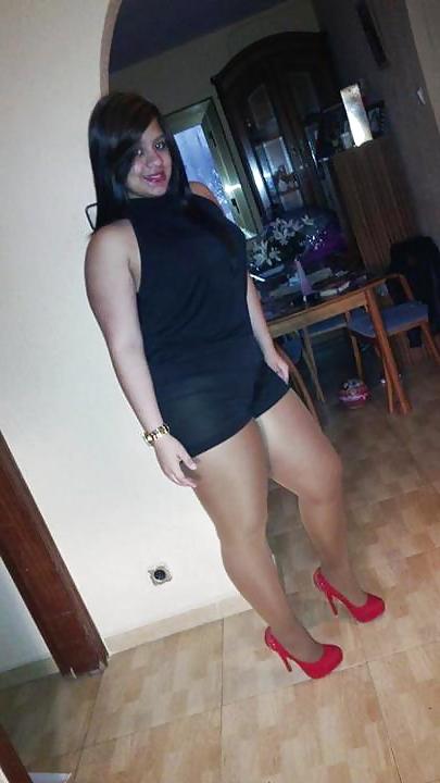 25P Teens amateur in pantyhose