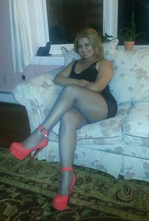 25P Teens amateur in pantyhose