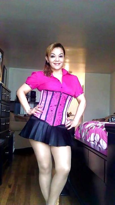 25P Amateur girls in tights and pantyhose