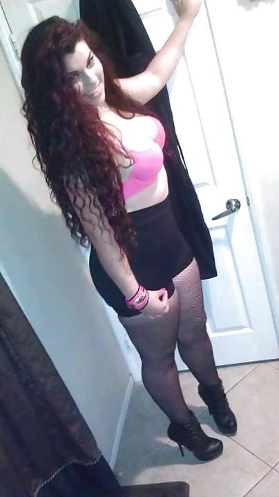 25P Amateur girls in tights and pantyhose
