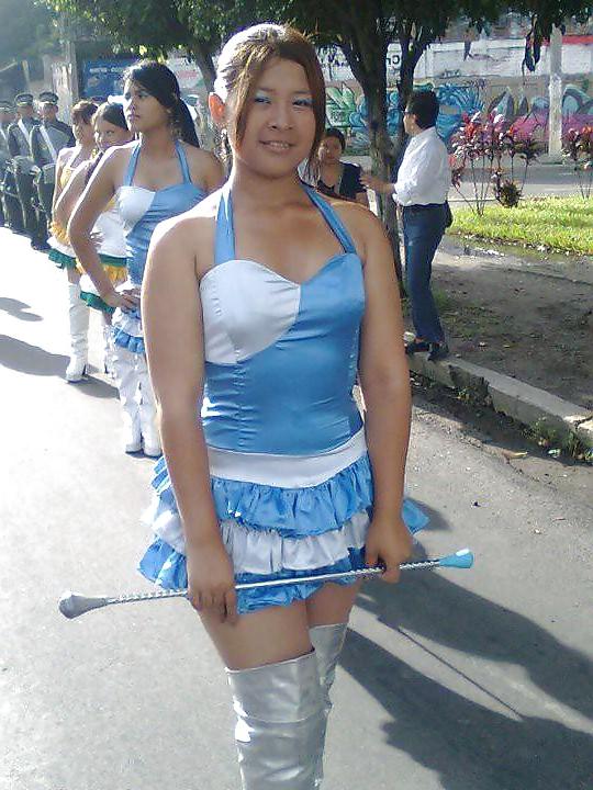 25P Amateur girls in tights and pantyhose