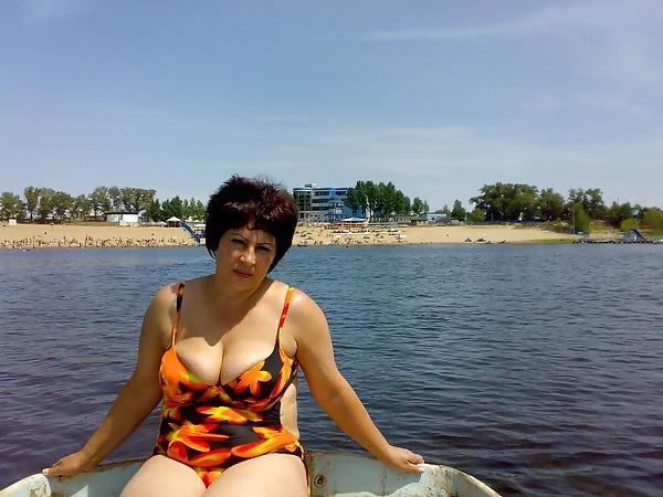 25P Nadia! Russian mature Busty! Amateur!