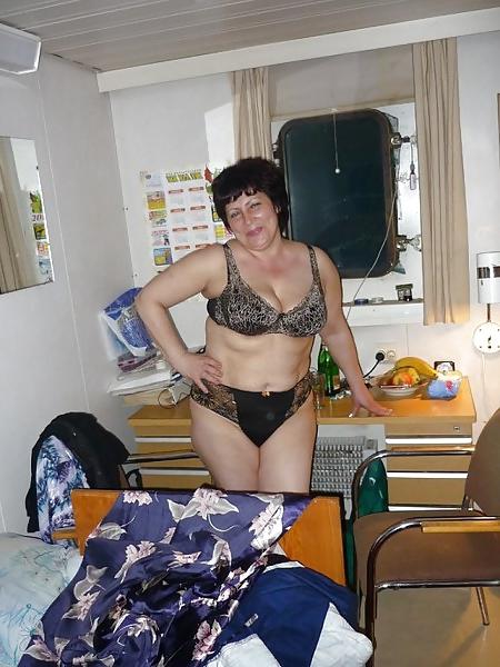 25P Nadia! Russian mature Busty! Amateur!