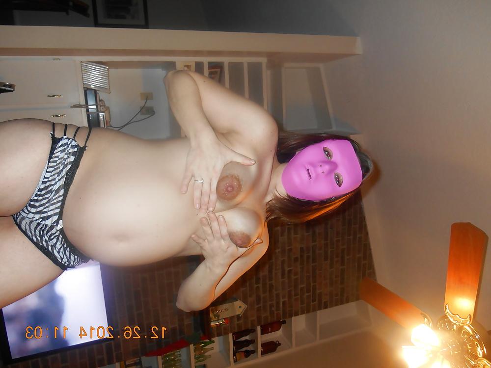 25P Pregnant amateur private colection...if you know her