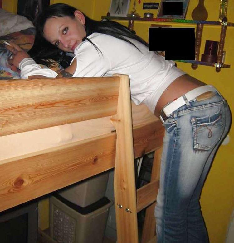 25P Amateur Non Nude Pictures