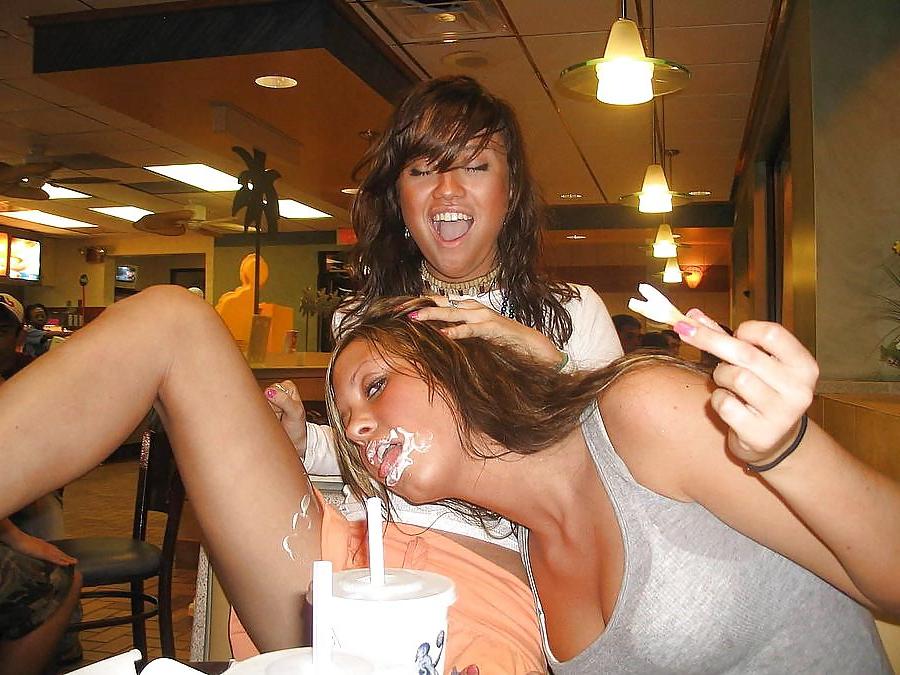 25P Amateur Non Nude Pictures