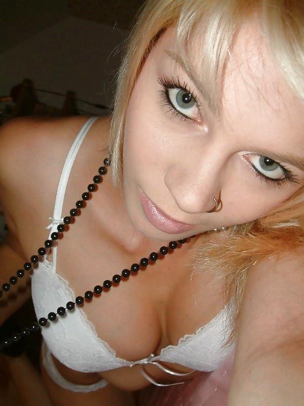 25P Amateur Non Nude Pictures