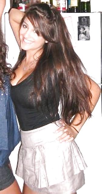 25P Beautiful Busty Amateur Brunette Gallery