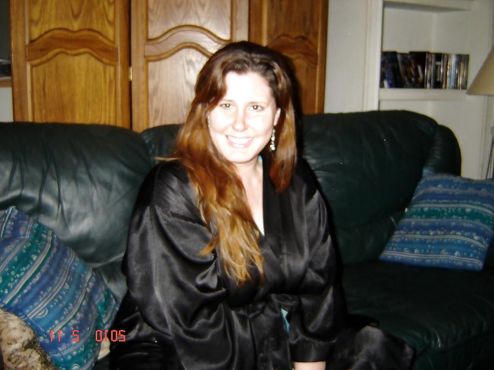 25P Amateur mature spread and share everything