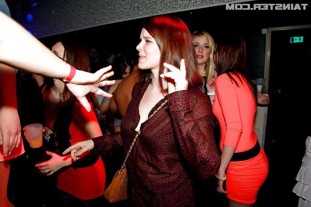 16P Sassy amateurs getting dirty at the party in the night club