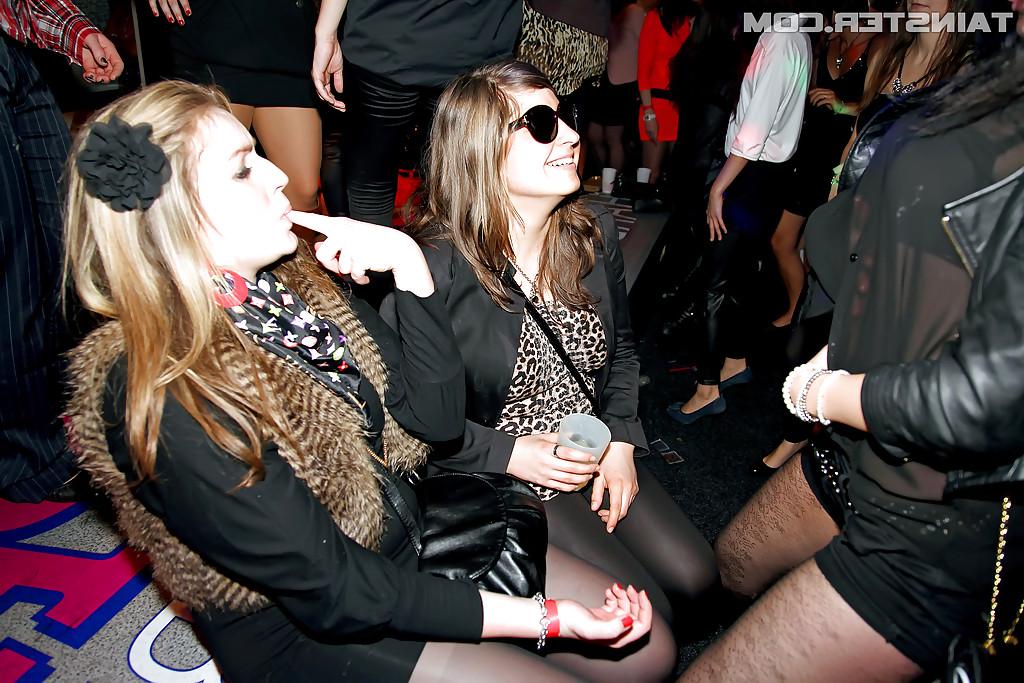 16P Sassy amateurs getting dirty at the party in the night club