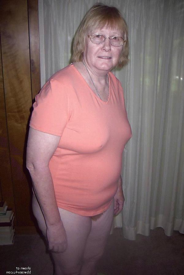 25P Geile amateur omas