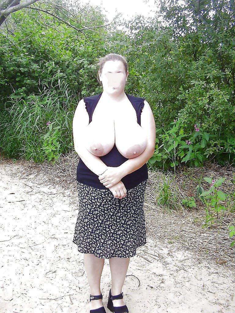 20P Amateur BBW Mature Slut