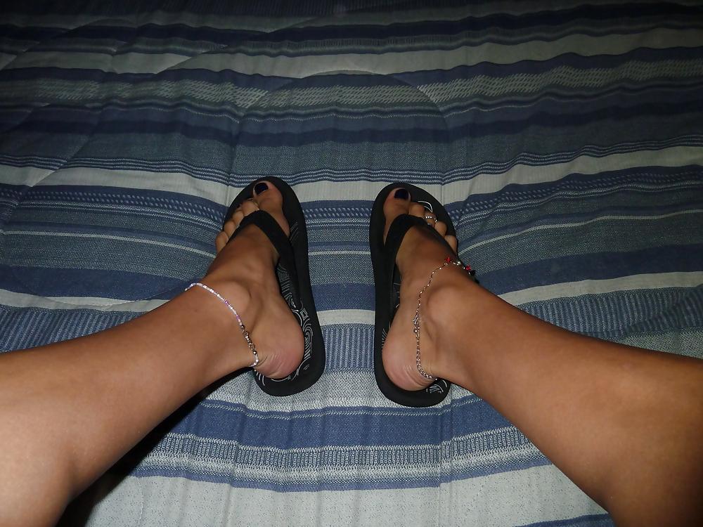 24P Teen feet amateur