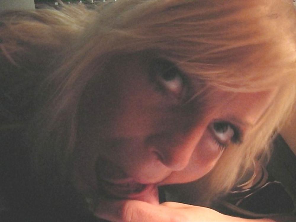25P AMATEUR BLOWJOB SLUT KARO