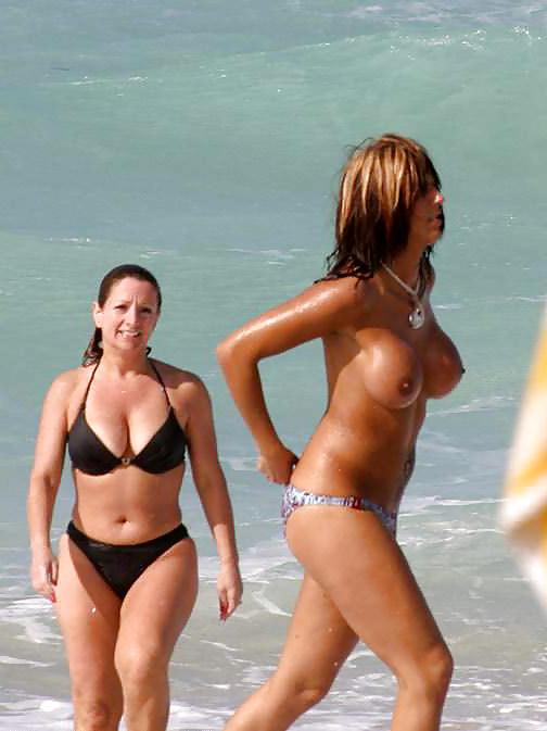 12P Hot Young  Girls Big Boobs beach Amateur