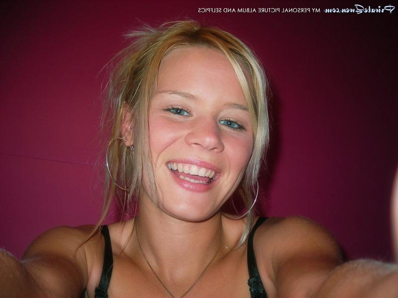 16P Pictures of Private Gwen sucking cock