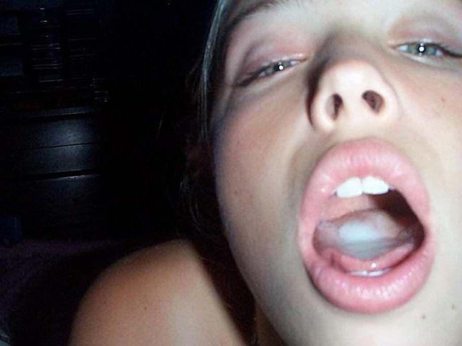 15P Pictures of teen hotties bathing in jizz