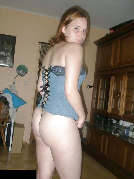 25P CHUBBY MASTURBATING & ENJOYING ANAL SEX