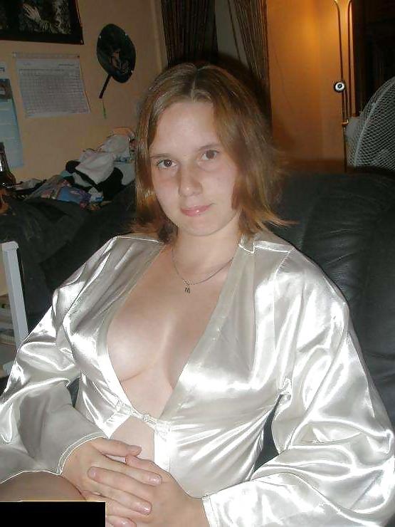 25P CHUBBY MASTURBATING & ENJOYING ANAL SEX