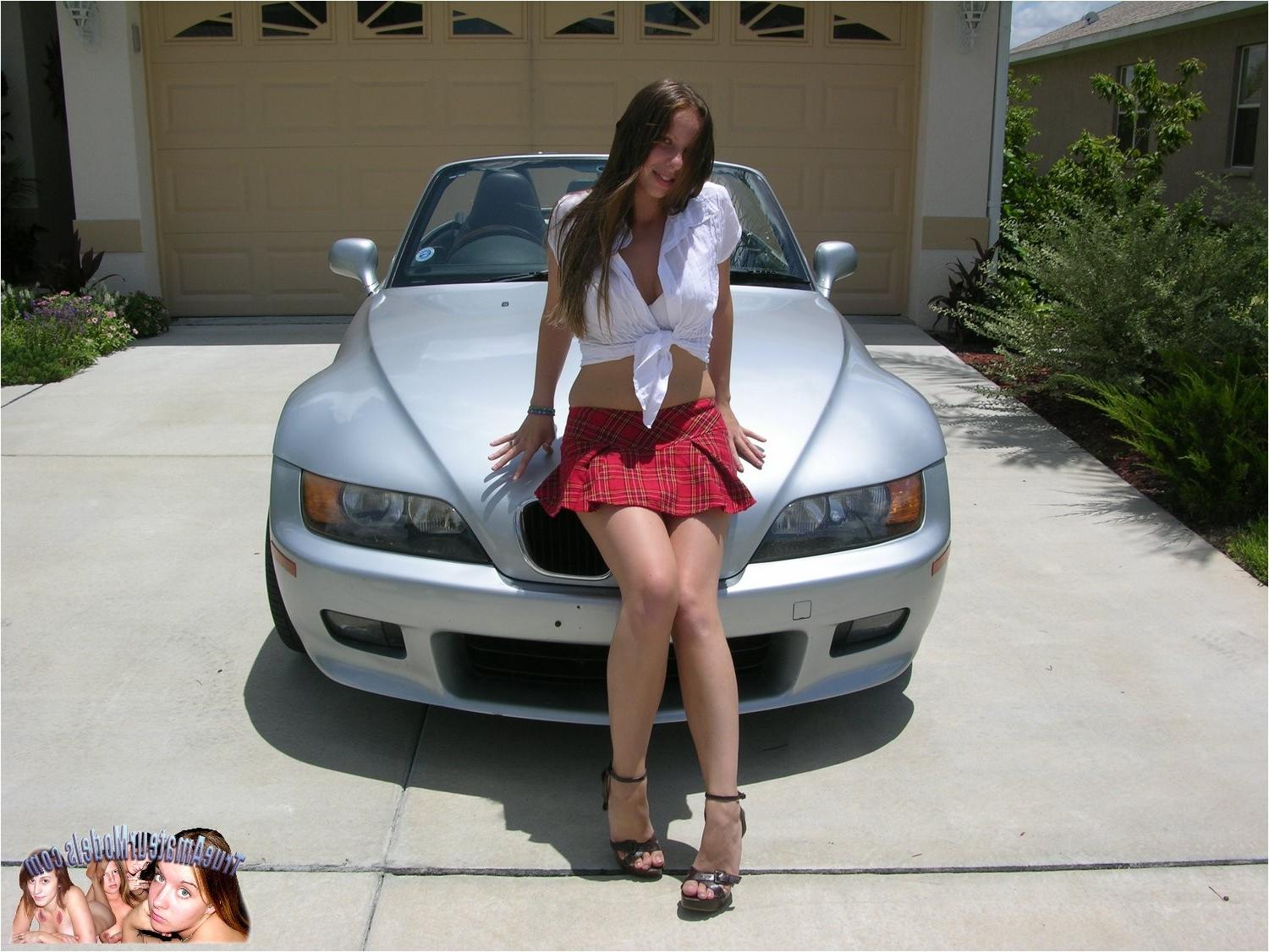 10P Amateur Babe Spreading Her Hairy Teen Bush