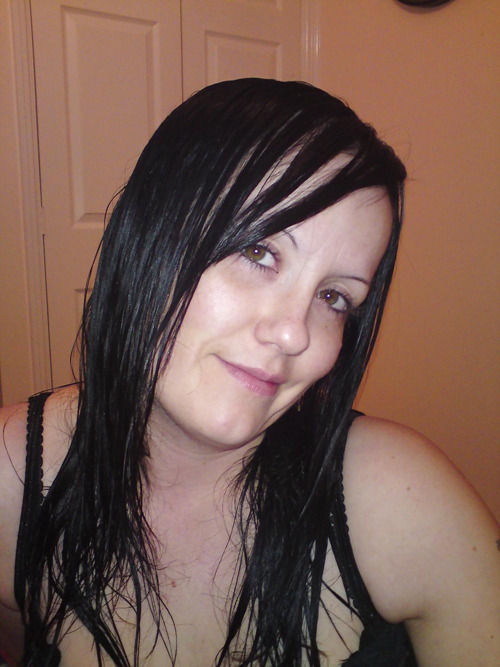 19P UK Amateur Chav Slut