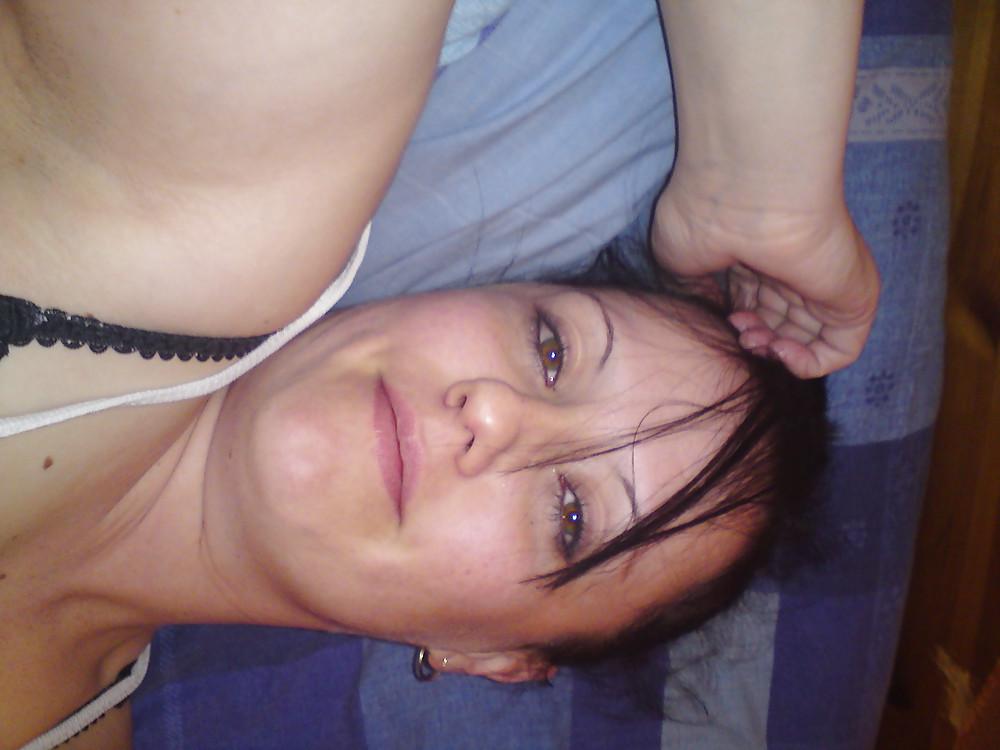 19P UK Amateur Chav Slut