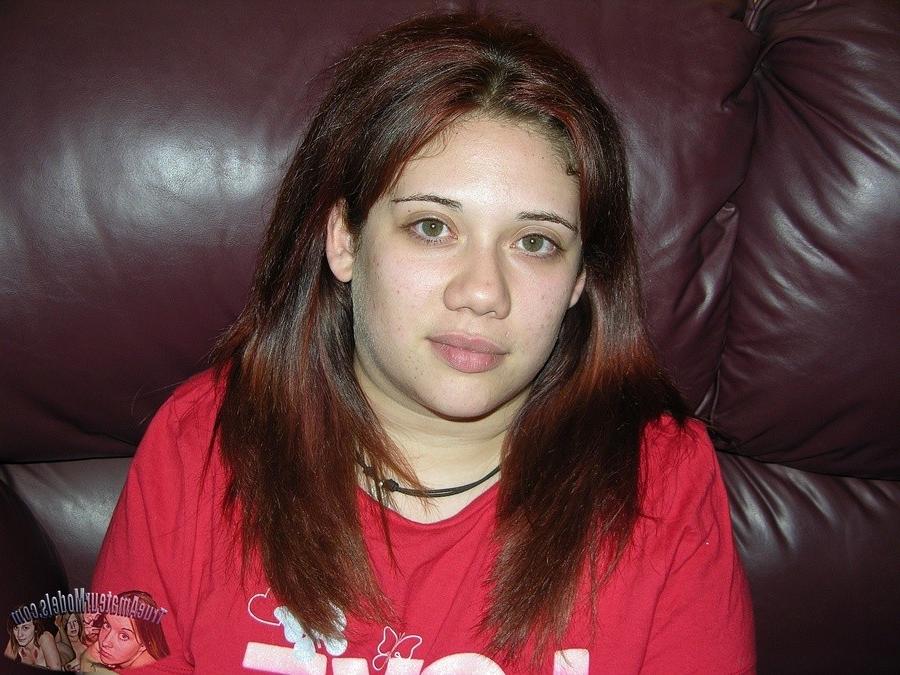 14P Year Old Amateur Chubby Girl Modeling Nude