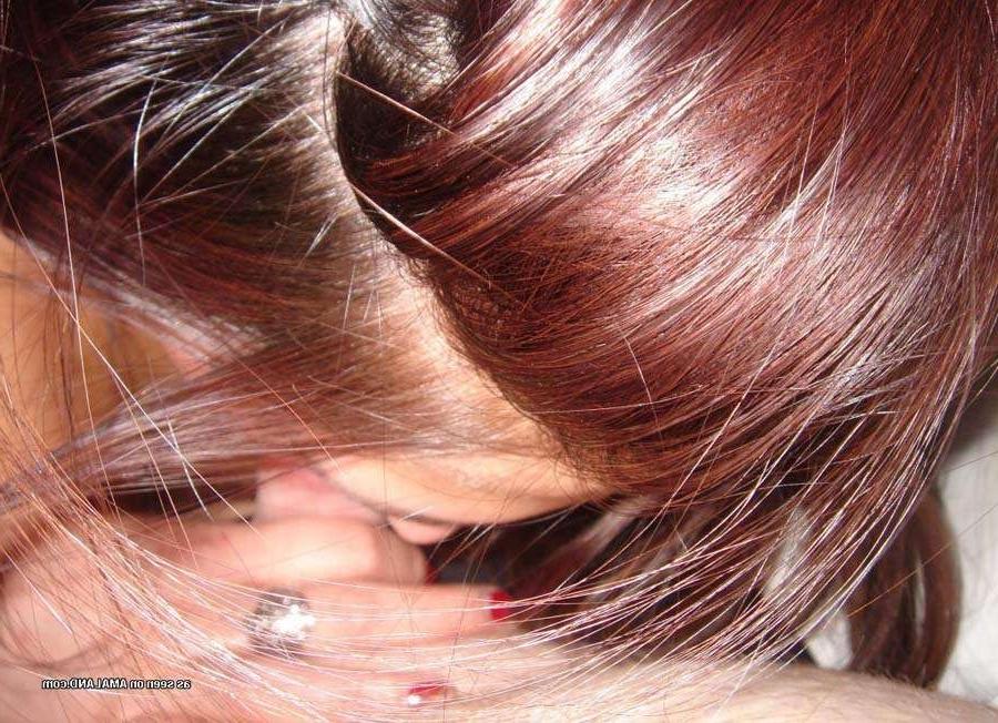 16P Pictures of a wild babe giving one hot head 