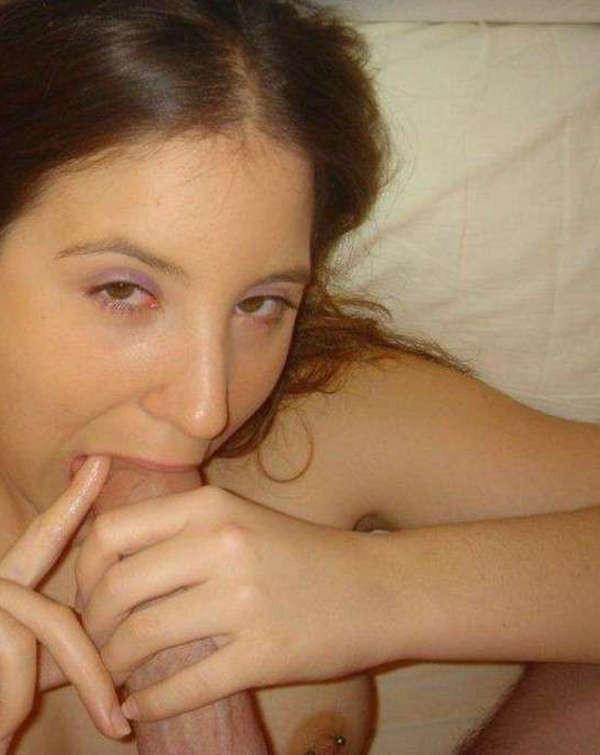 16P Nice picture set of an amateur hot and horny slut blowing a dick