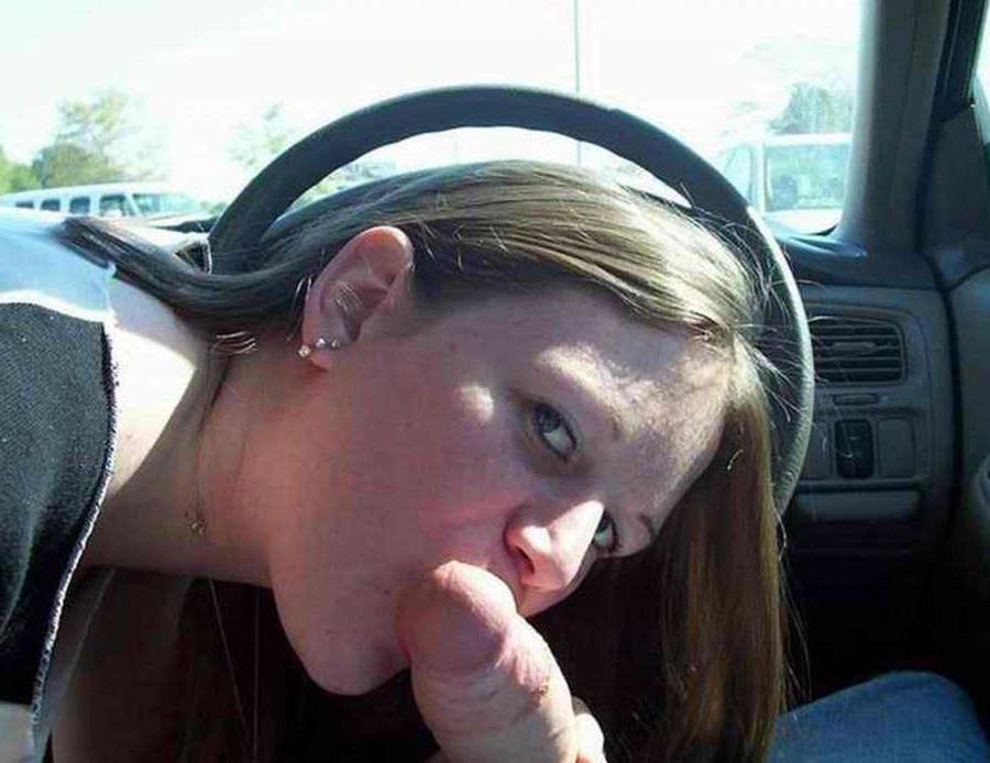 16P Horny amateur girlfriends in hardcore blowjob pics