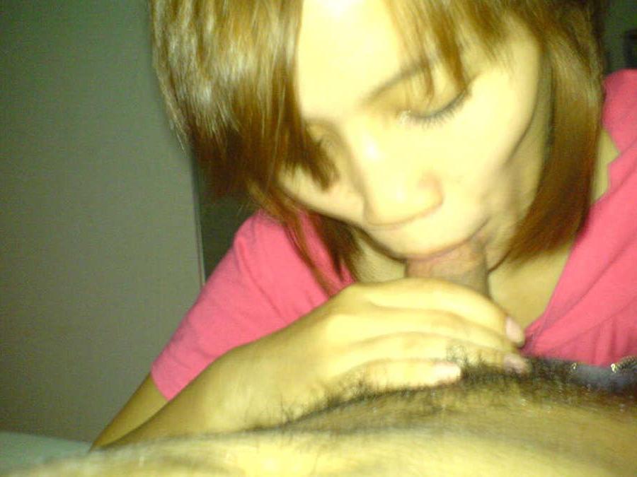 16P Photos of amateur girls who love sucking stiff cocks