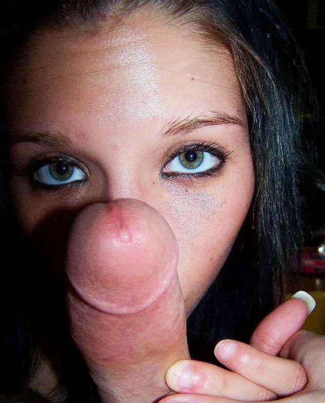 16P Photos of amateur girls who love sucking stiff cocks