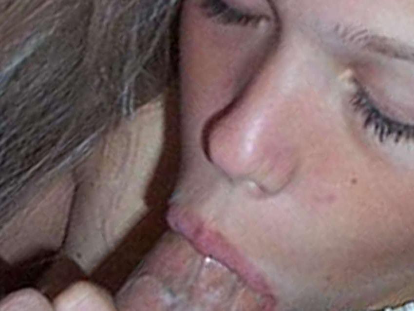 16P Pictures of a wild teen sucking a dick