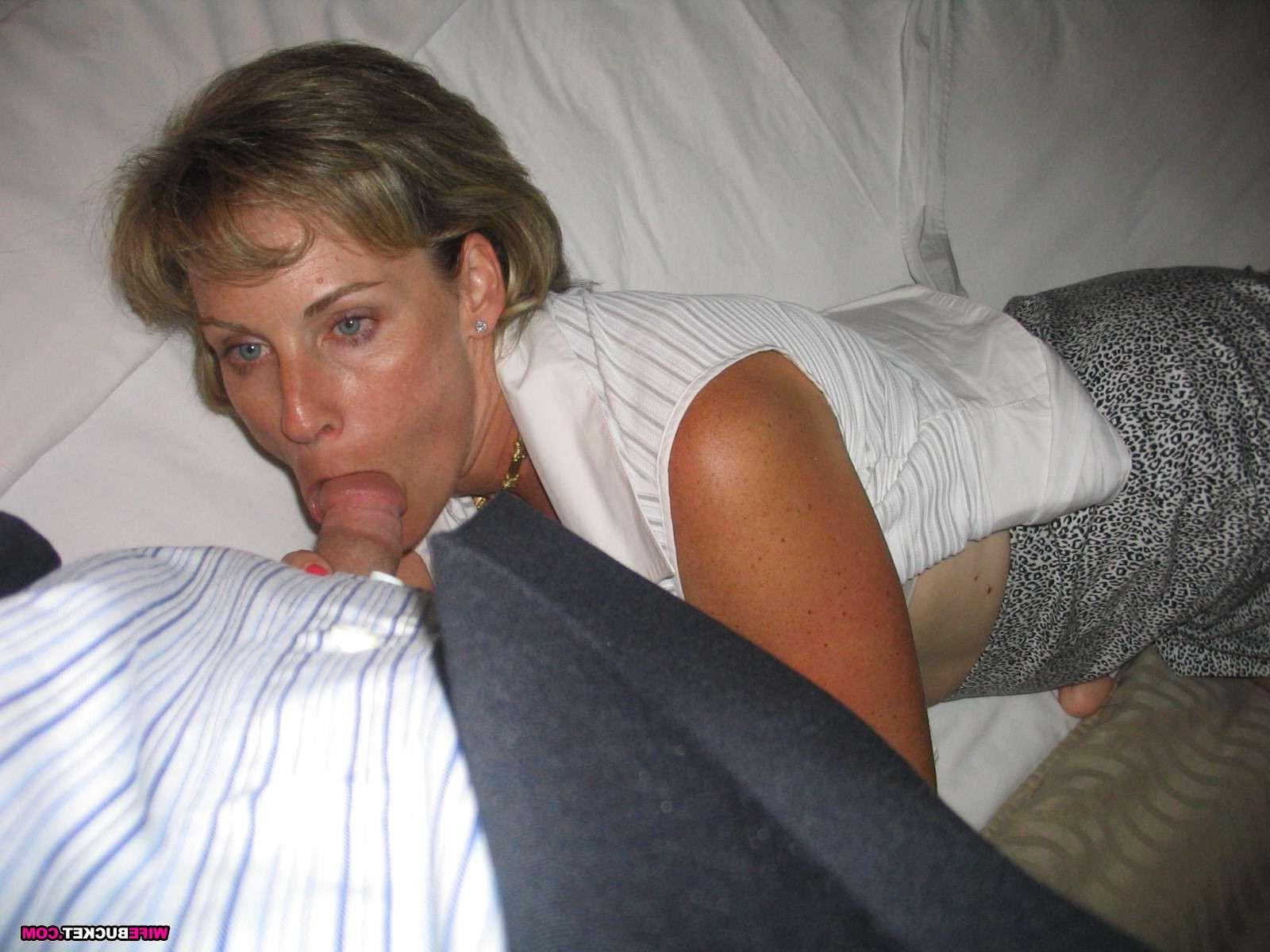 15P Horny amateur wifes suck cock
